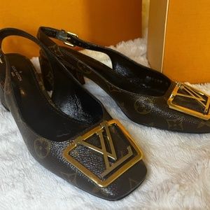 Louis Vuitton Madeleine Sling back Pump. Size 38 1/2